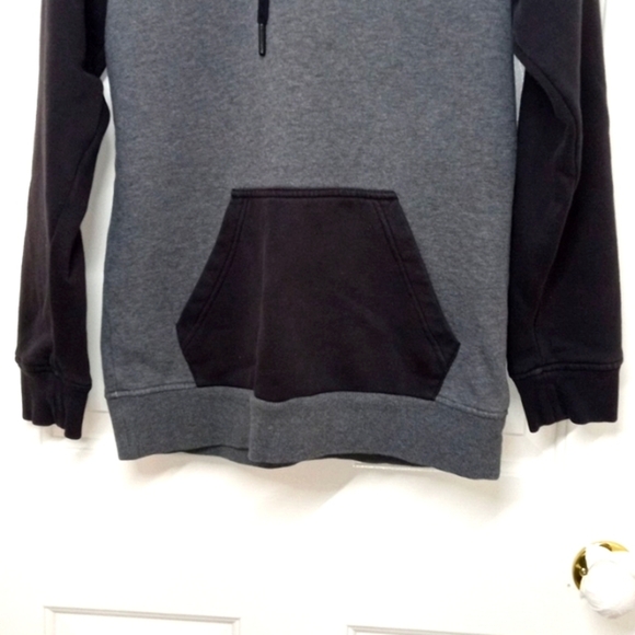 Adidas/ Gray and Black Hoodie/Men's /Size Small - Picture 5 of 7